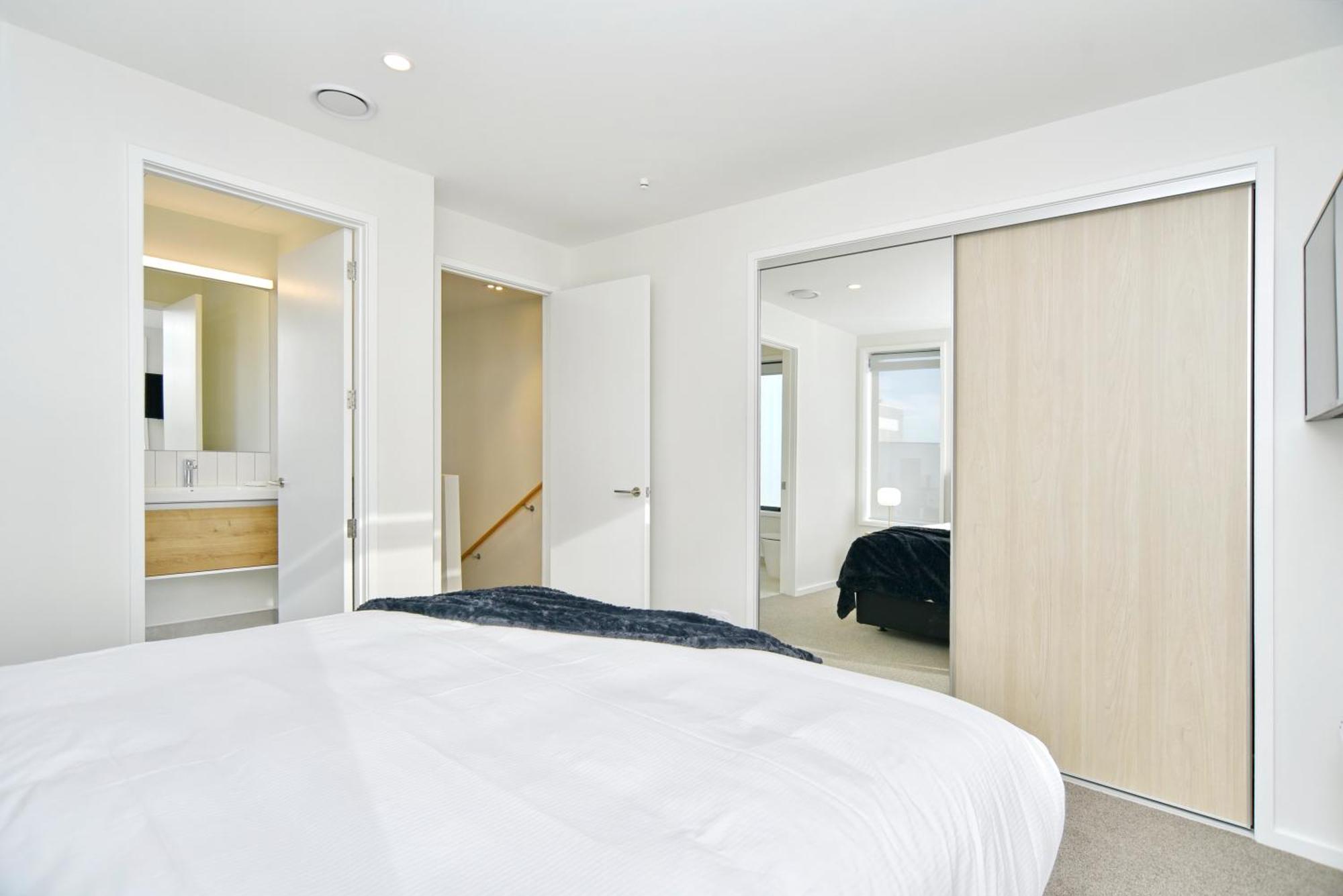 Hereford St Apartment - Christchurch Holiday Homes Екстериор снимка