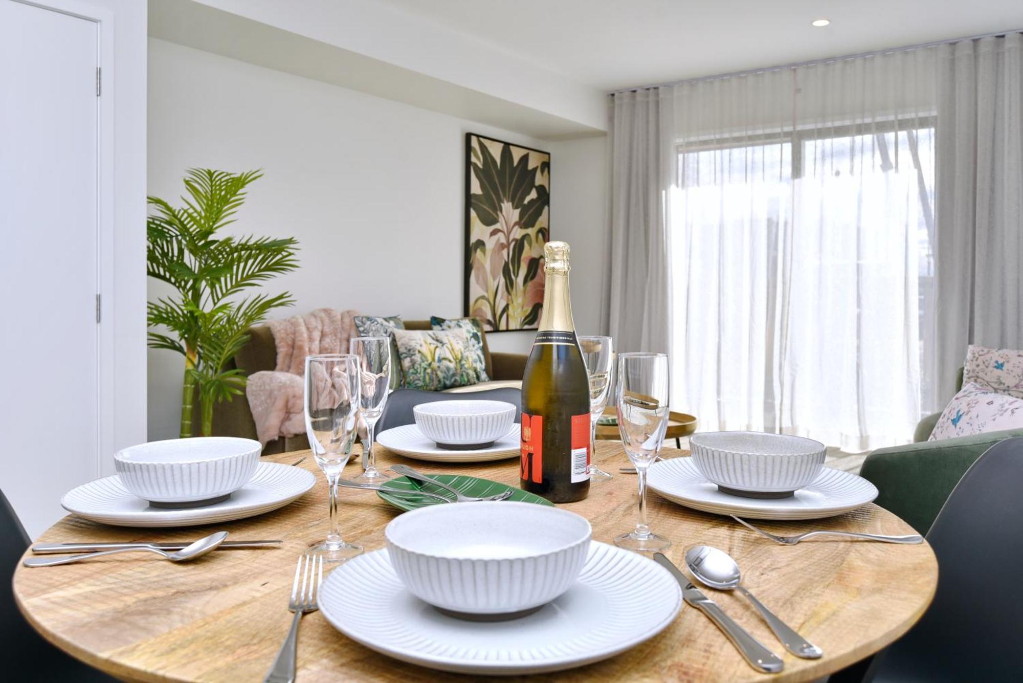 Hereford St Apartment - Christchurch Holiday Homes Екстериор снимка